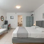 Annita's Village Apart-hotel 3*