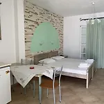 Annita's Village Apart-hotel