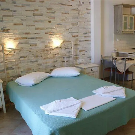 Aparthotel Annita's Village 3*