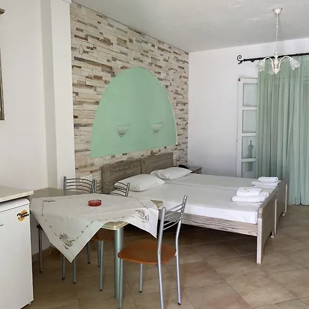 Annita's Village Aparthotel