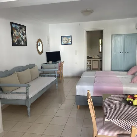 Annita's Village Aparthotel
