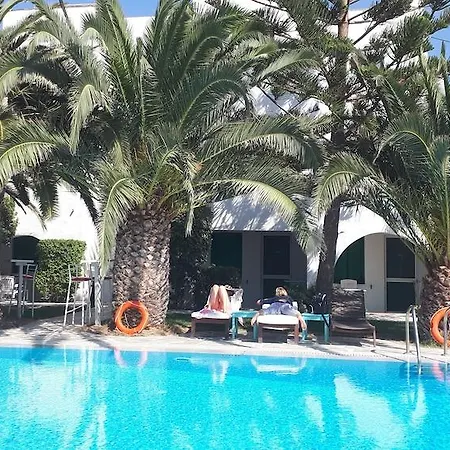 Annita's Village Aparthotel