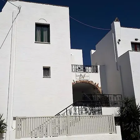 Annita's Village Aparthotel