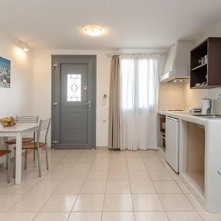 Annita's Village 3*