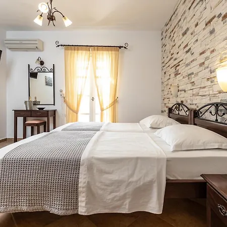Aparthotel Annita's Village 3*