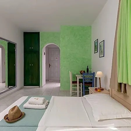 Annita's Village 3* Айя-Анна
