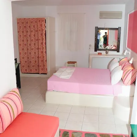Annita's Village 3*